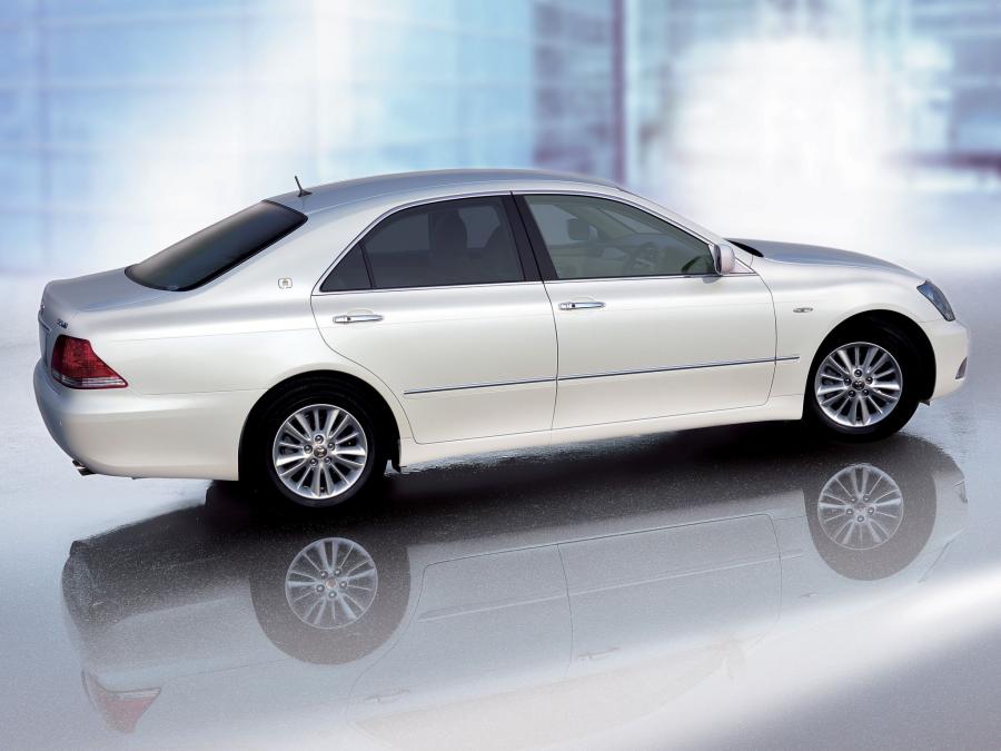  Toyota Crown Royal (S180) 2003 года  (фото 9 из 24)